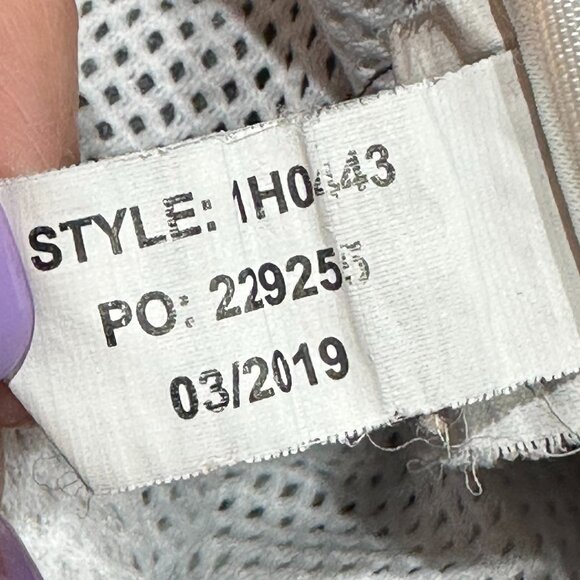 Vineyard‎ Vines Performance Breaker 8" Shorts Grey Size 42 Style# 1H0443 - Picture 11 of 11